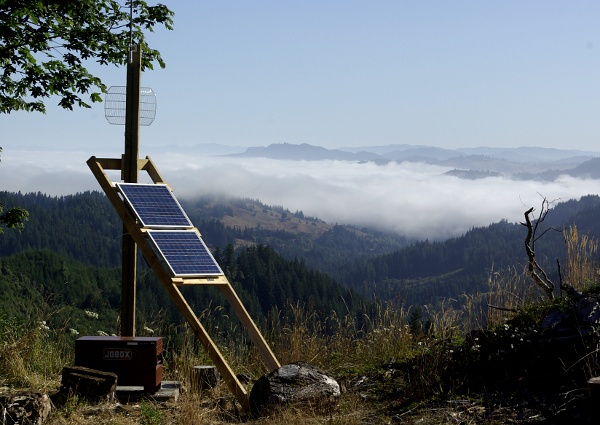 Rural Oregon - solar powered internet connection